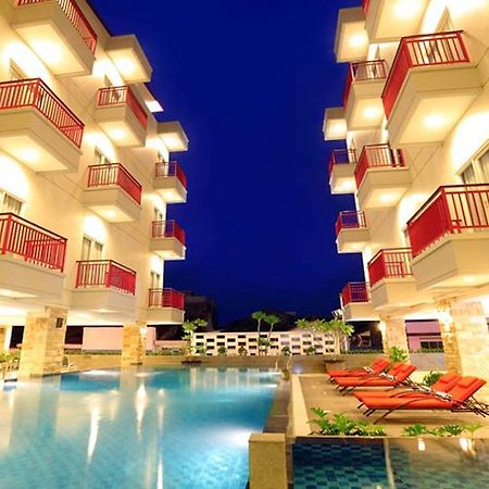 Lombok Plaza Hotel And Convention Матарам Экстерьер фото